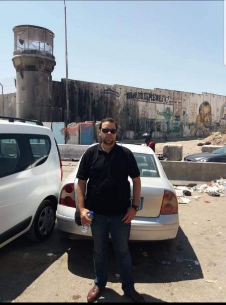 نهنئ ابن العم معن فهد محمد فهد جرار بمناسبة خطوبته 